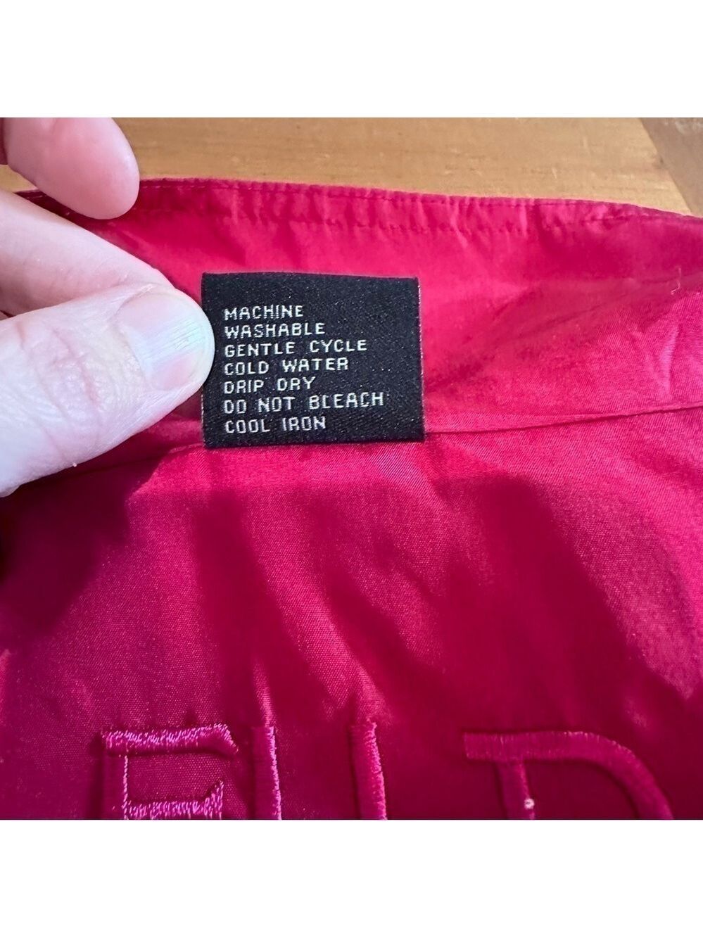 FUDA International Vintage 100% Silk Red Jacket Size XL - Picture 7 of 8